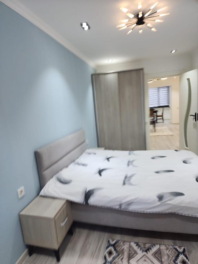 Apartament Samarkand Luaran gambar